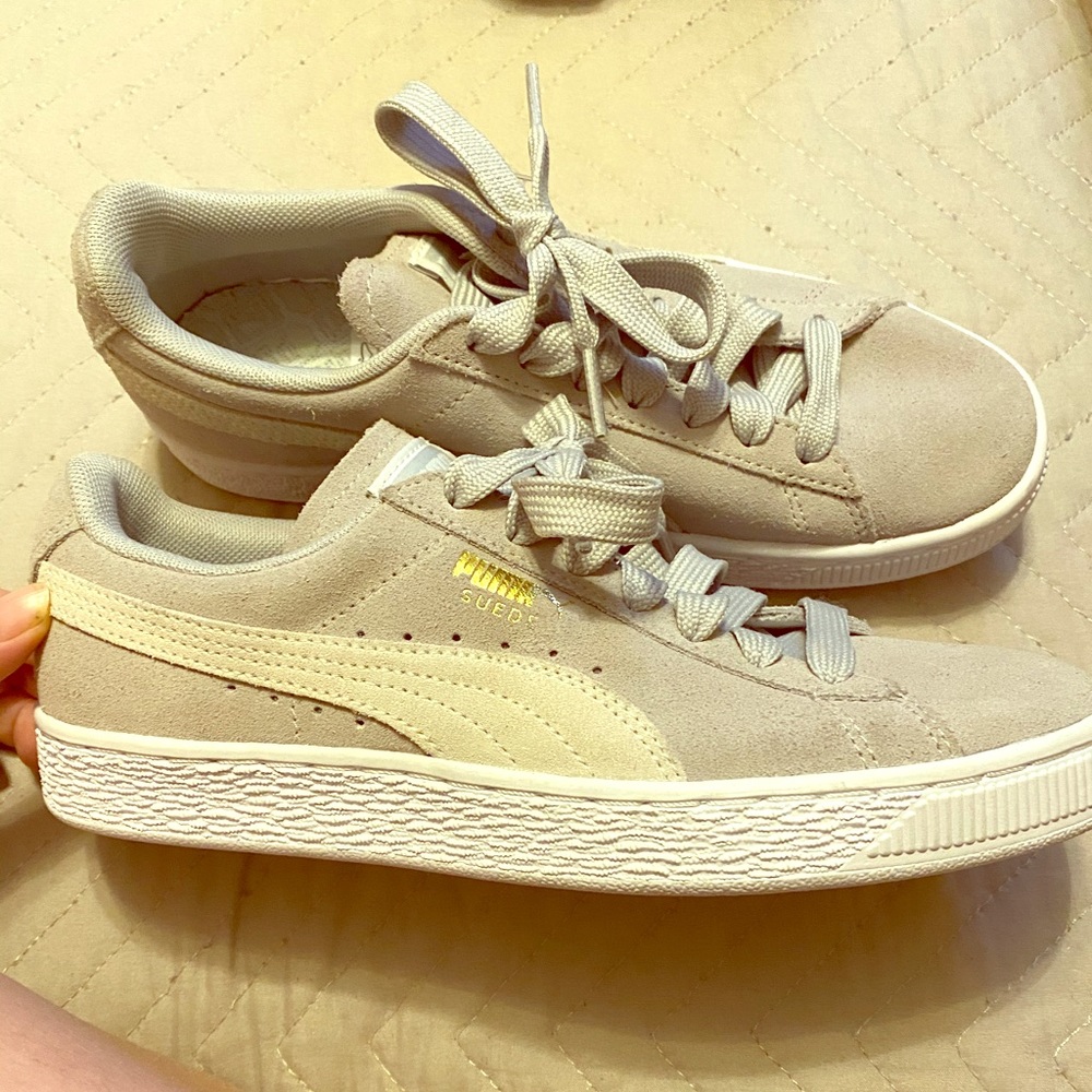 Taupe puma shoes